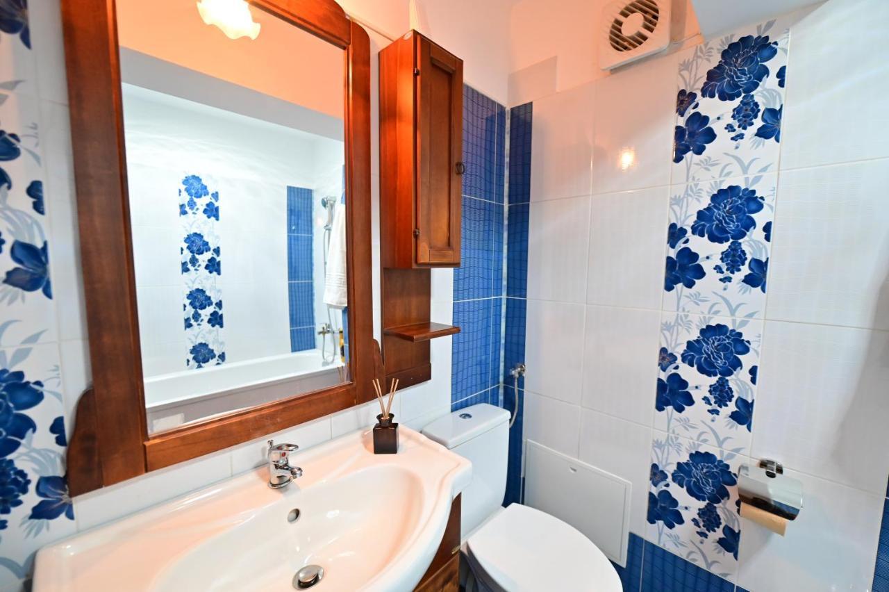 Vacation Apartment With Free Parking Sibiu Eksteriør bilde