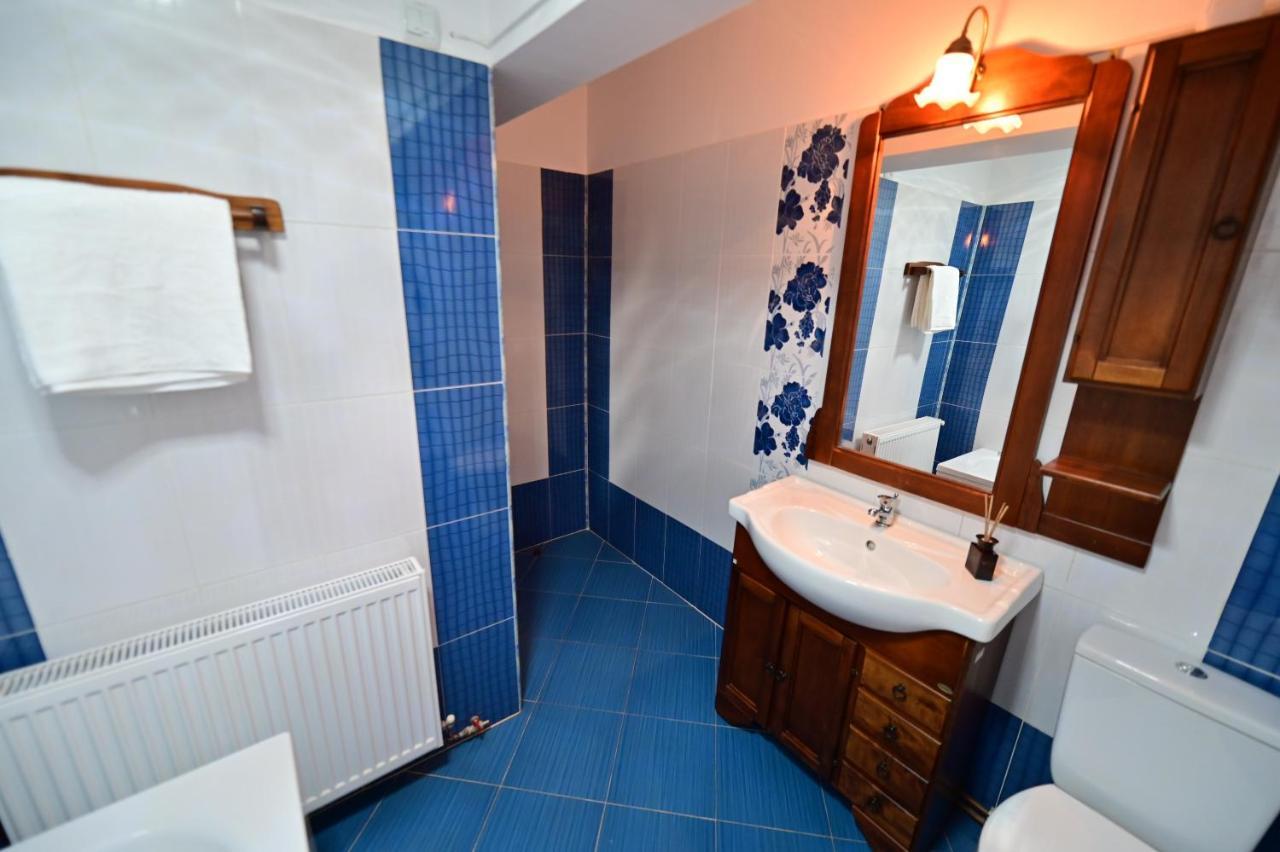 Vacation Apartment With Free Parking Sibiu Eksteriør bilde